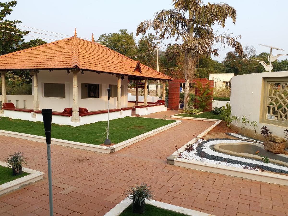 Mount Retreat Resorts - Madurai Exteriör bild